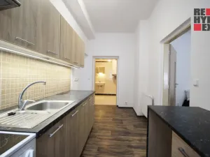 Prodej bytu 2+1, Liberec - Liberec XXXIII-Machnín, Rynoltická, 87 m2