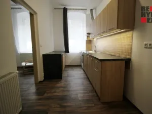 Prodej bytu 2+1, Liberec - Liberec XXXIII-Machnín, Rynoltická, 87 m2