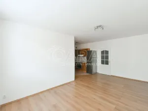 Pronájem bytu 2+kk, Praha - Troja, Hnězdenská, 47 m2