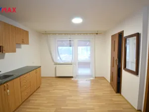 Pronájem bytu 2+kk, Olomouc, Čelakovského, 42 m2