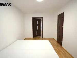 Pronájem bytu 2+kk, Olomouc, Čelakovského, 42 m2