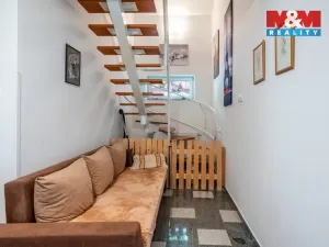 Prodej chalupy, Hajany, 285 m2