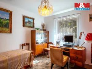 Prodej chalupy, Hajany, 285 m2