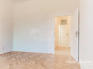 Pronájem bytu 2+kk, Praha - Staré Město, Kaprova, 62 m2
