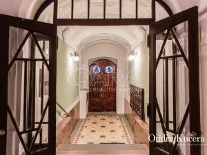 Pronájem bytu 2+kk, Praha - Staré Město, Kaprova, 62 m2