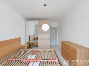 Pronájem bytu 2+kk, Praha - Libeň, Nad Kolčavkou, 55 m2