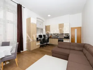 Pronájem bytu 2+kk, Praha - Smíchov, Staropramenná, 65 m2