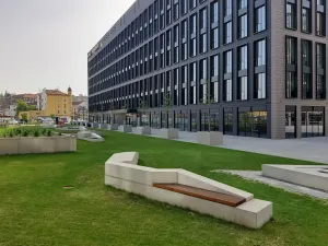 Pronájem kanceláře, Praha - Karlín, Sokolovská, 560 m2