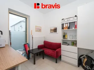 Prodej obchodního prostoru, Rousínov, Sušilovo náměstí, 99 m2