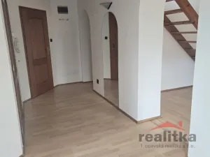 Pronájem bytu 3+1, Opava - Předměstí, třída Spojenců, 80 m2