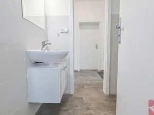 Pronájem bytu 3+kk, Praha - Žižkov, Na Jarově, 63 m2