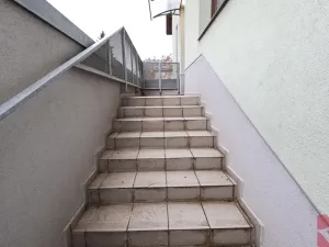 Pronájem bytu 3+kk, Praha - Žižkov, Na Jarově, 63 m2