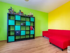 Prodej bytu 3+kk, Šestajovice, Komenského, 77 m2