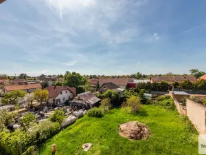 Prodej bytu 3+kk, Šestajovice, Komenského, 77 m2