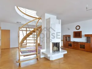 Pronájem vily, Praha - Smíchov, Nový Zlíchov, 839 m2