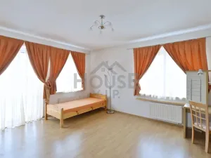 Pronájem vily, Praha - Smíchov, Nový Zlíchov, 839 m2