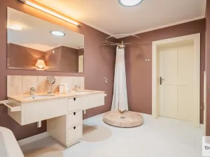 Prodej rodinného domu, Loket, T. G. Masaryka, 562 m2