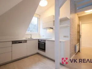 Pronájem bytu 1+kk, Praha - Braník, Branická, 50 m2