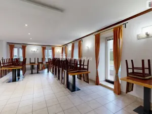 Prodej ubytování, Rýmařov - Edrovice, Julia Fučíka, 450 m2