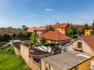 Prodej bytu 3+kk, Šestajovice, Komenského, 77 m2