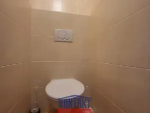 Pronájem bytu 2+kk, České Budějovice, J. Š. Baara, 70 m2