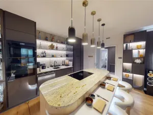 Pronájem garážového stání, Praha - Strašnice, Ramonova, 64 m2