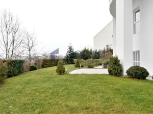 Pronájem kanceláře, Praha, Nový Zlíchov, 839 m2