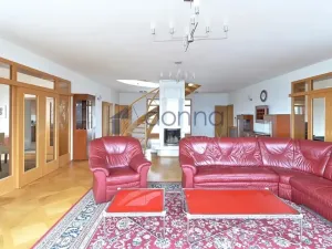 Pronájem kanceláře, Praha, Nový Zlíchov, 839 m2