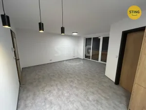 Pronájem bytu 2+kk, Pardubice, Husova, 56 m2