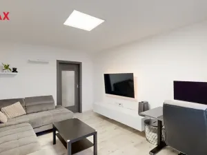 Prodej bytu 3+1, Kuřim, Na Loučkách, 68 m2