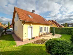 Prodej rodinného domu, Zlín - Kostelec, Fialková, 160 m2