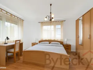 Prodej vícegeneračního domu, Jesenice, Plavecká, 215 m2