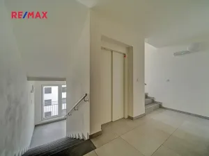 Pronájem bytu 3+kk, Nymburk, V Kolonii, 68 m2