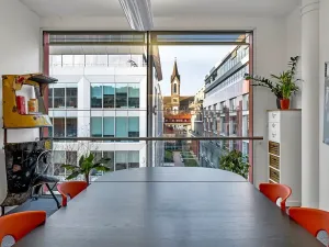 Pronájem kanceláře, Praha - Karlín, Křižíkova, 467 m2