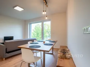 Pronájem bytu 2+kk, Beroun - Beroun-Město, Na Parkáně, 64 m2