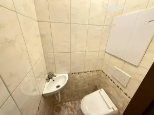 Pronájem bytu 3+1, Dvůr Králové nad Labem, Elišky Krásnohorské, 64 m2