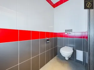 Pronájem obchodního prostoru, Praha - Hlubočepy, Voskovcova, 102 m2