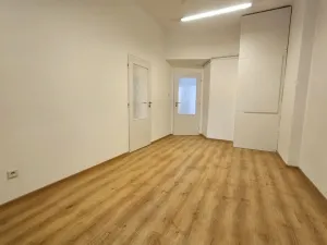 Pronájem obchodního prostoru, Praha, Pod Nuselskými schody, 105 m2