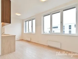 Pronájem bytu 1+kk, Brno, Markůvky, 25 m2