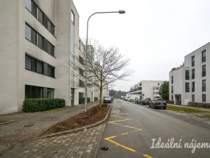 Pronájem bytu 1+kk, Brno - Bystrc, Markůvky, 25 m2