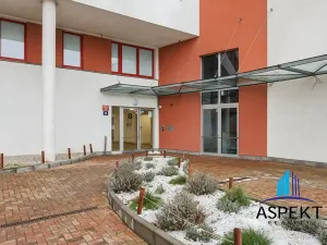 Pronájem bytu 2+kk, Praha - Stodůlky, Tlumačovská, 58 m2