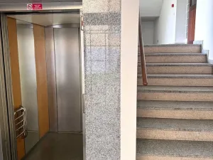 Prodej bytu 1+kk, Karlovy Vary, Jateční, 38 m2