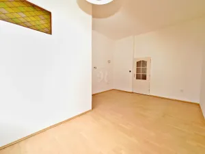 Prodej bytu 2+kk, Praha - Smíchov, Klicperova, 57 m2