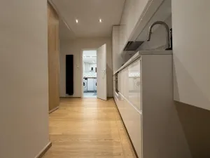 Pronájem bytu 1+1, Praha - Vinohrady, Šrobárova, 36 m2