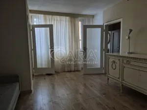 Pronájem bytu 3+1, Praha - Troja, Svídnická, 74 m2