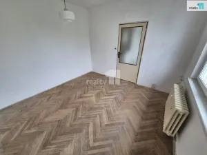 Prodej bytu 3+1, Aš, Dobrovského, 65 m2