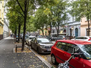 Prodej bytu 2+kk, Praha, Lucemburská, 51 m2