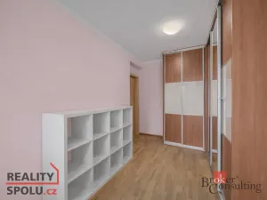 Prodej bytu 3+1, Praha - Strašnice, Černokostelecká, 64 m2