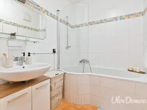 Prodej bytu 2+kk, Praha - Háje, Jurkovičova, 61 m2