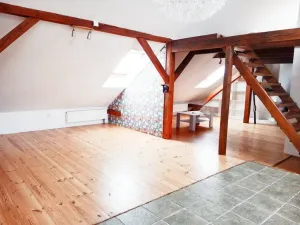 Pronájem atypického bytu, Třeboň - Třeboň II, Svobody, 100 m2